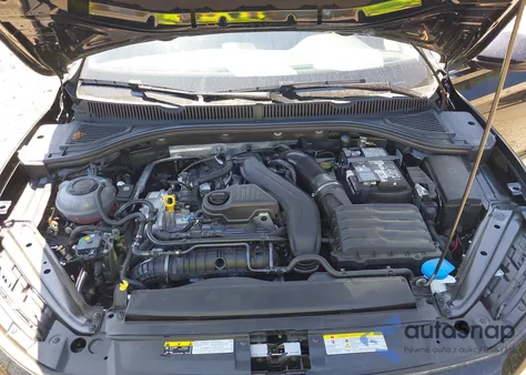 2025 Volkswagen Jetta 1.5T Se from USA, damaged, VIN 3VW7X7BU6SM048747